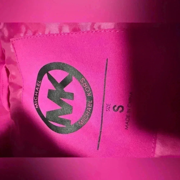 Stand-Away Collar Short Puffer Jacket -MICHAEL KORS - Picture 6 of 14